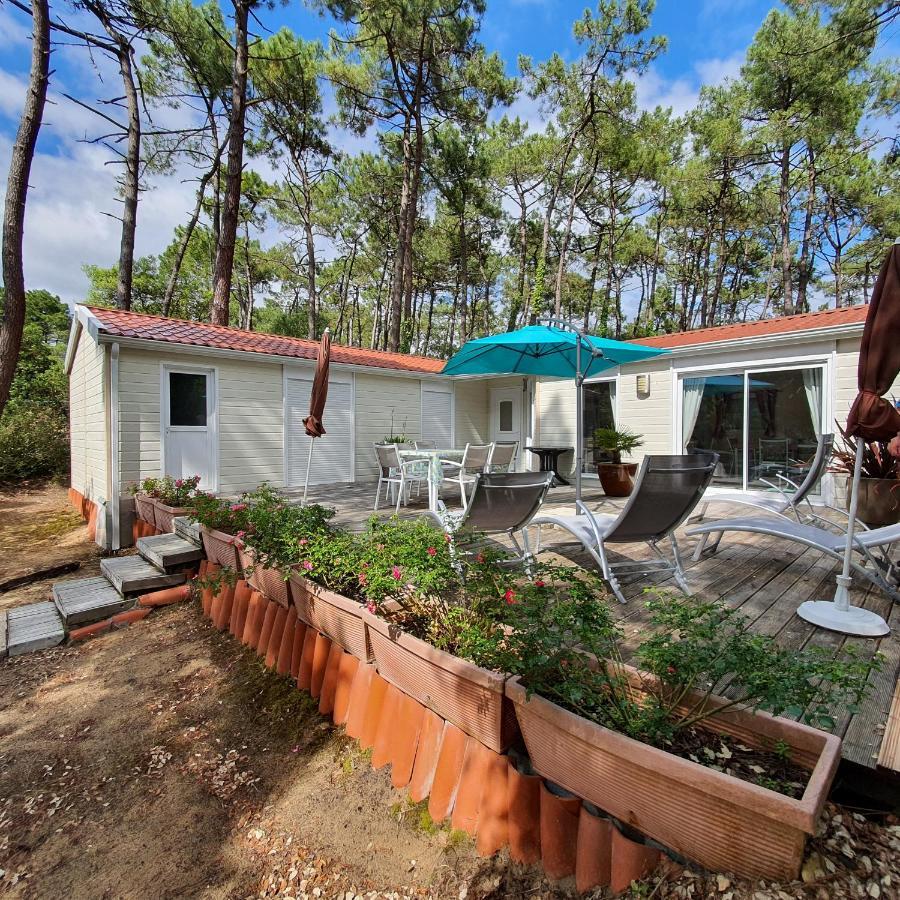Hotel Le Domaine Des Pins Saint-Hilaire-de-Riez Exterior foto