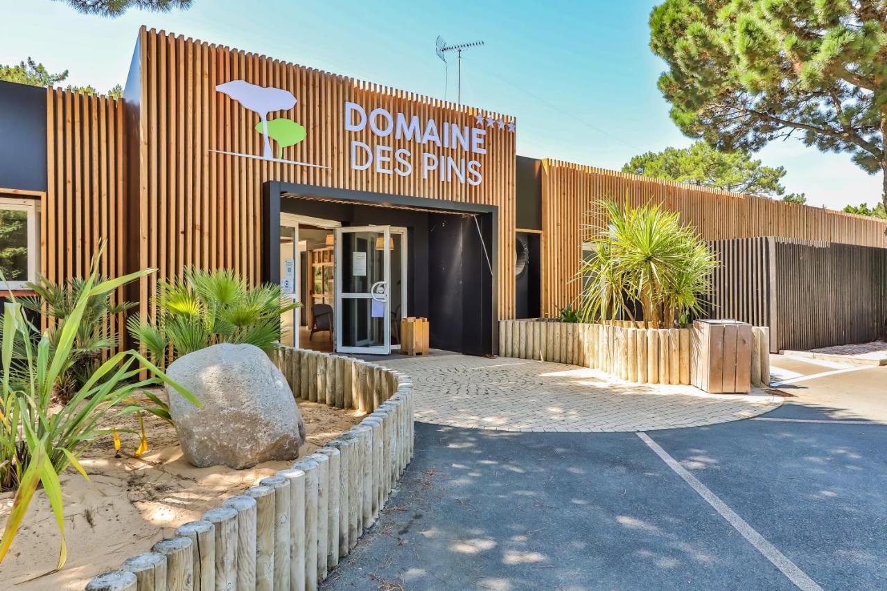 Hotel Le Domaine Des Pins Saint-Hilaire-de-Riez Exterior foto